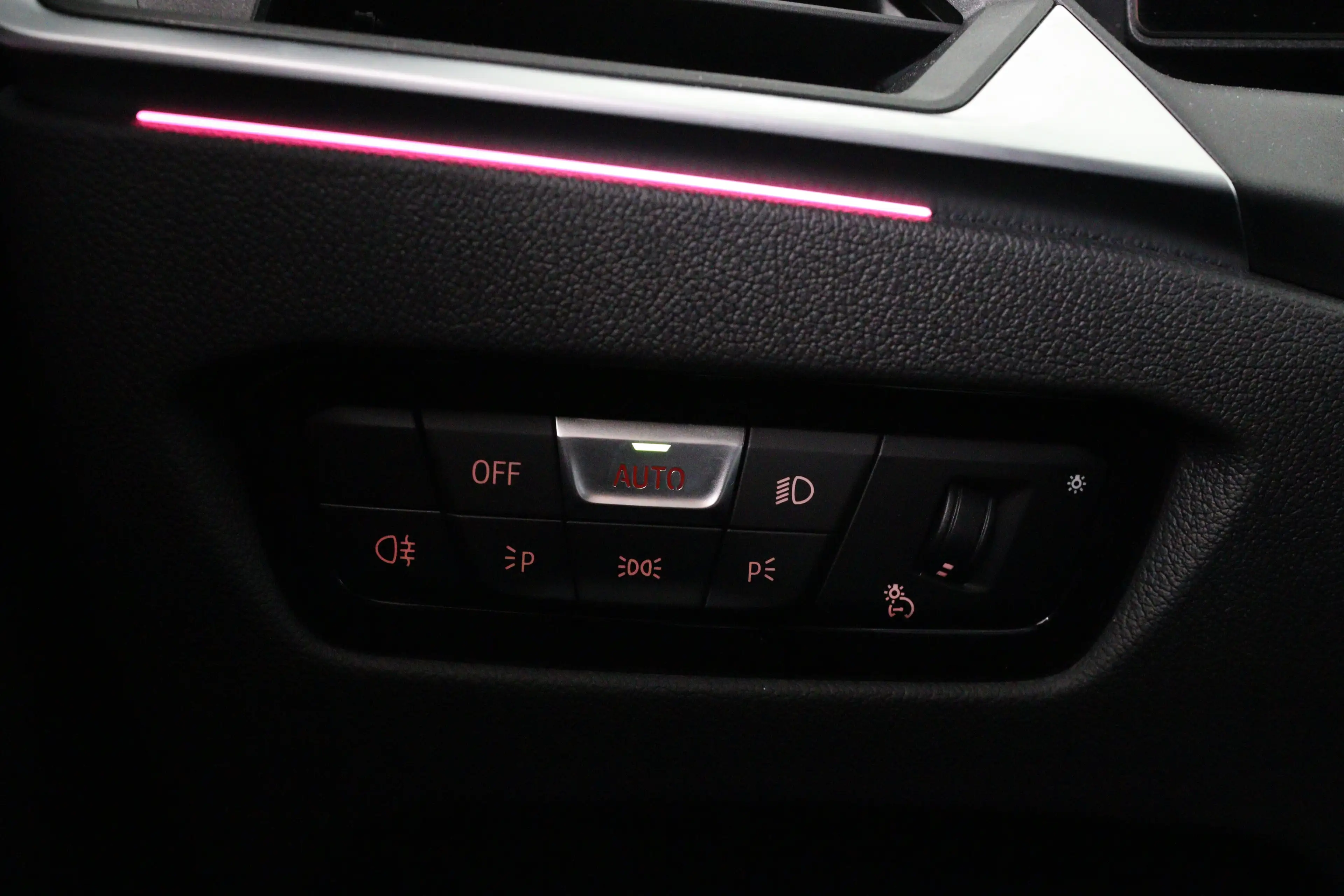 BMW i4 eDrive40 84 kWh M-Sport | SOH 94% | Sfeerverlichti — photo 39