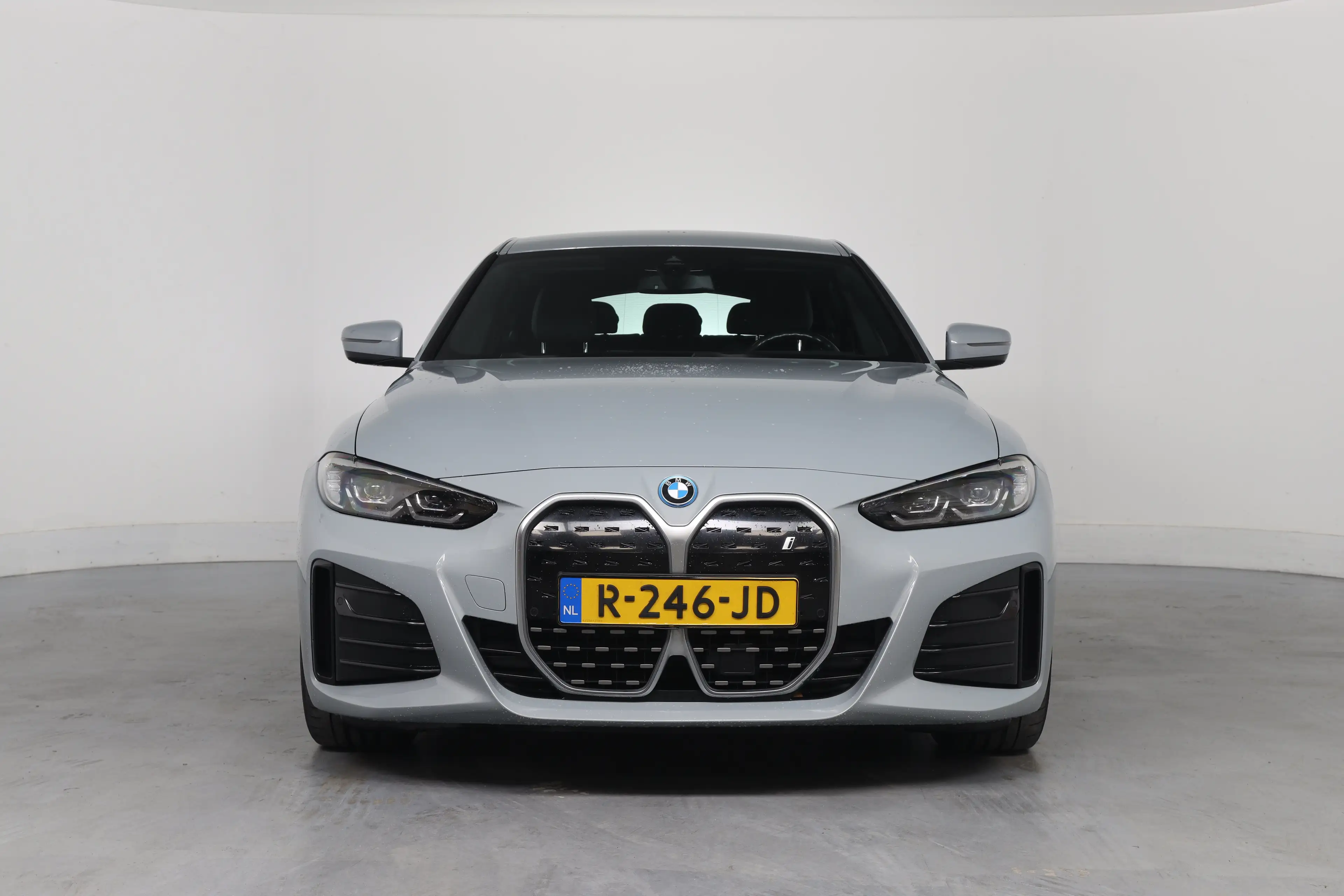 BMW i4 eDrive40 84 kWh M-Sport | SOH 94% | Sfeerverlichti — photo 9