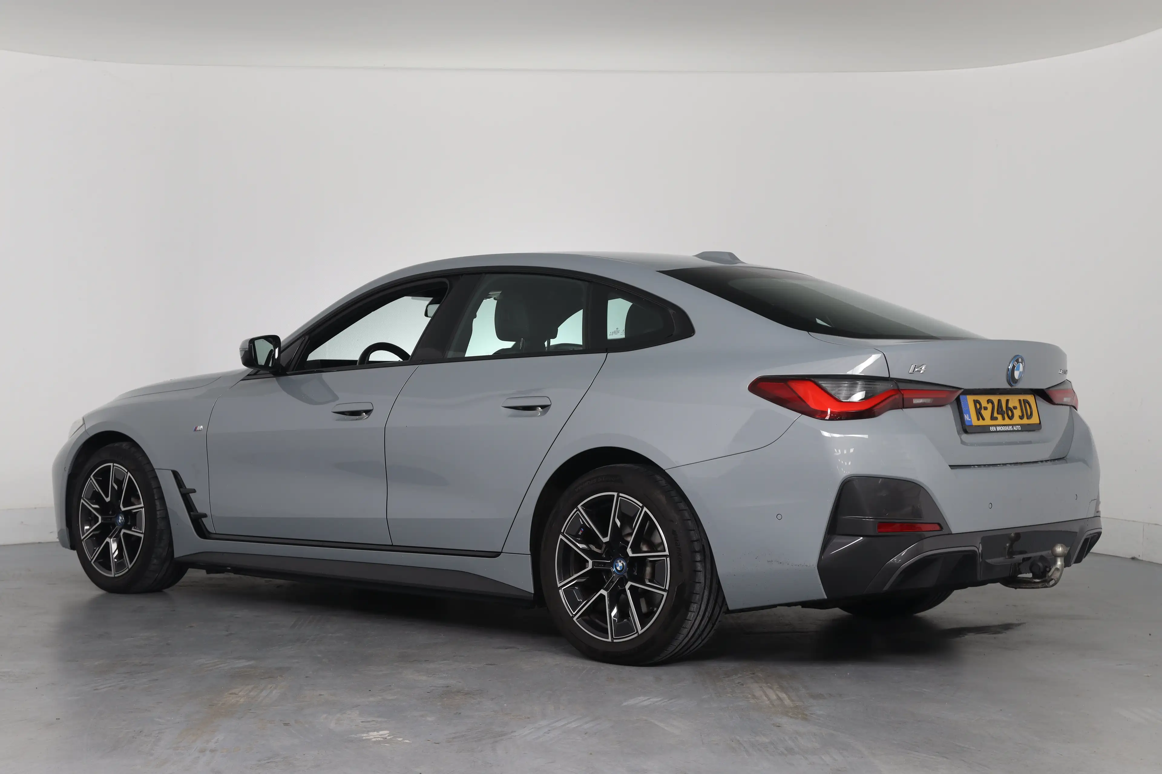 BMW i4 eDrive40 84 kWh M-Sport | SOH 94% | Sfeerverlichti — photo 4