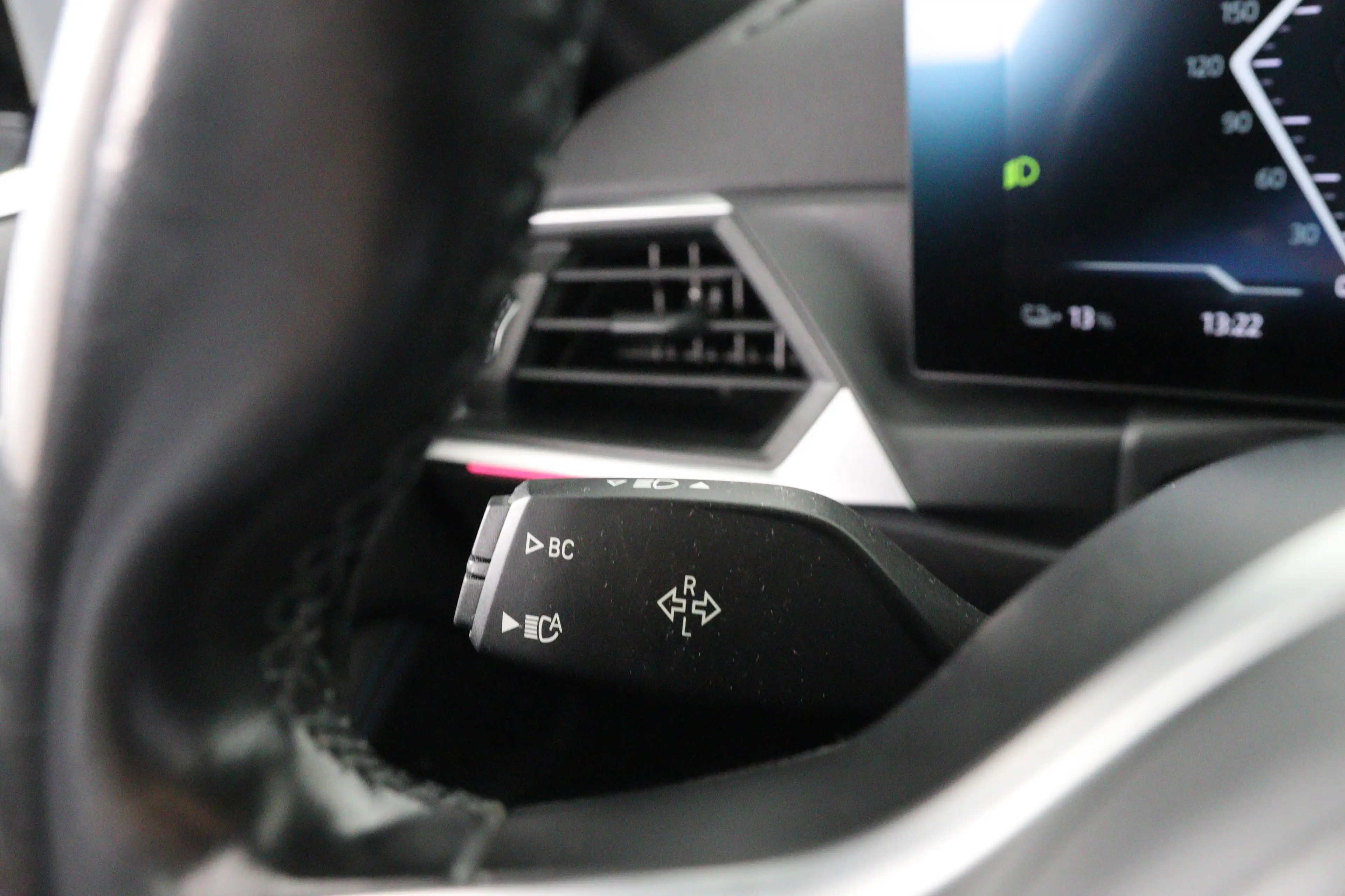 BMW i4 eDrive40 84 kWh M-Sport | SOH 94% | Sfeerverlichti — photo 40