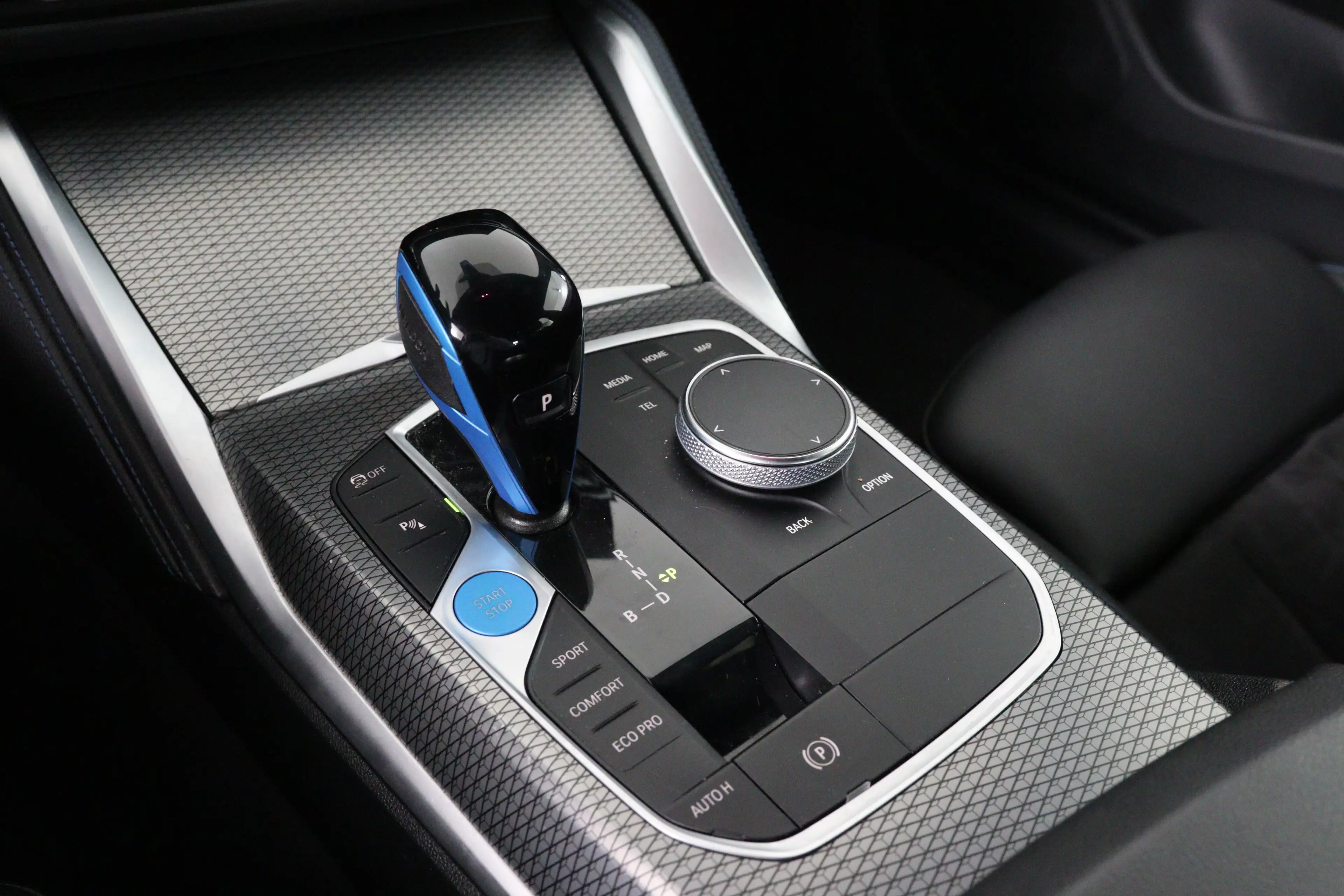 BMW i4 eDrive40 84 kWh M-Sport | SOH 94% | Sfeerverlichti — photo 43