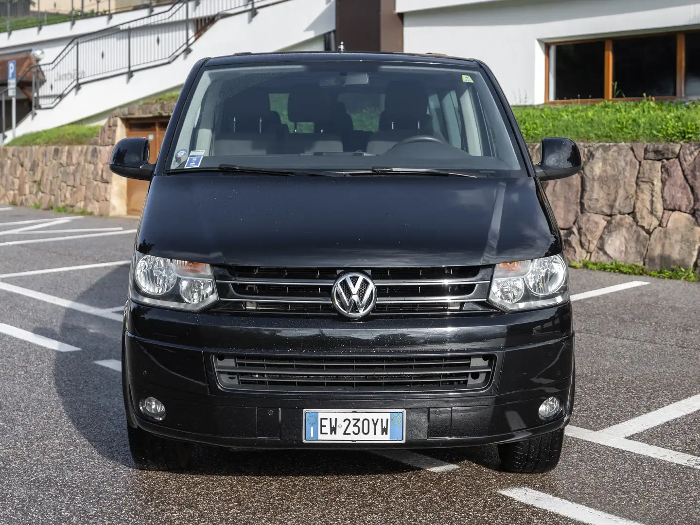 Volkswagen T5 Caravelle 4Motion Passo Lungo Nero - 2