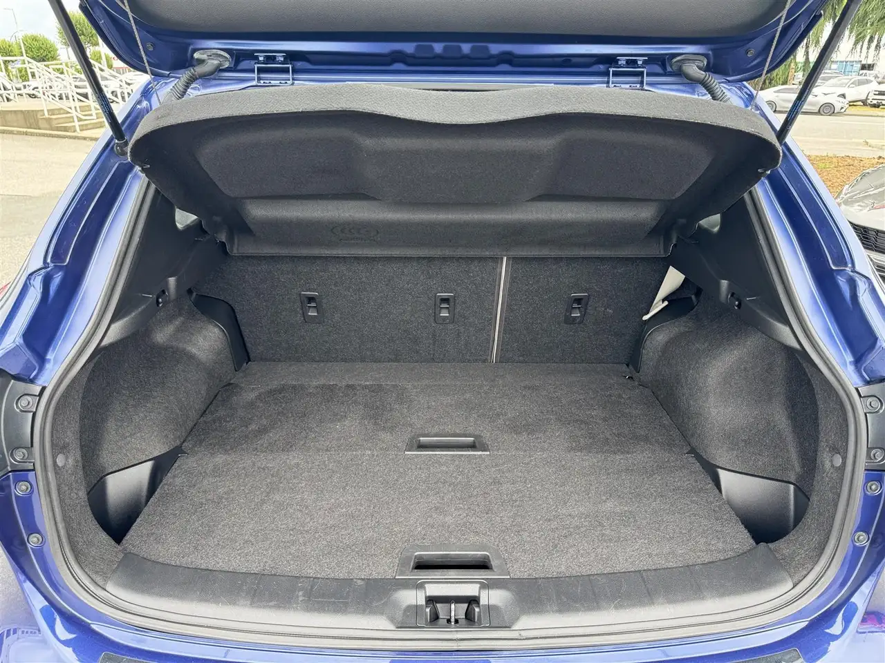 Nissan Qashqai photo Nissan Qashqai