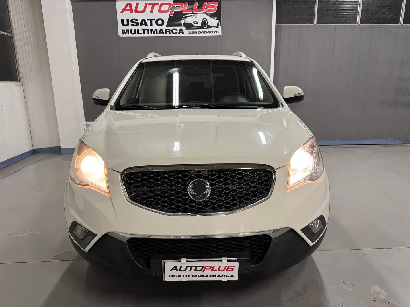 SsangYong Korando 2.0 e-xdi 174 Classy awd Bianco - 2