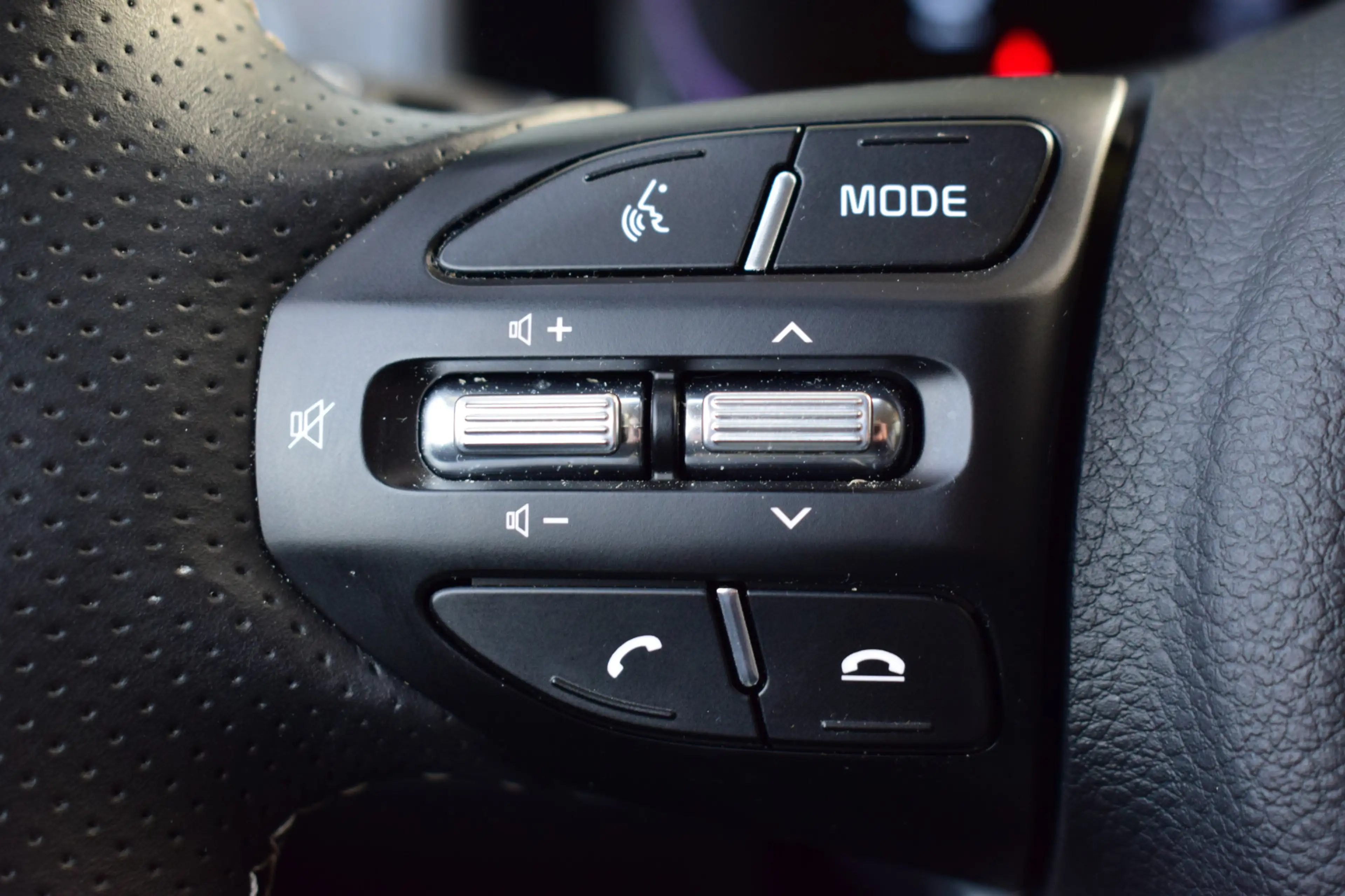 Kia Stonic 1.0 T-GDi MHEV GT-PlusLine Navi | Schuifdak | LED — photo 17