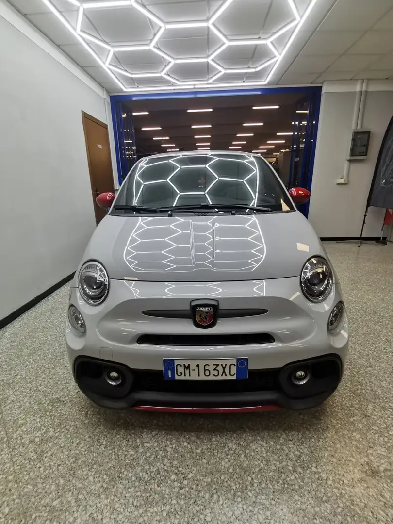 Abarth 695 695 1.4 t-jet Competizione 180cv Grau - 2