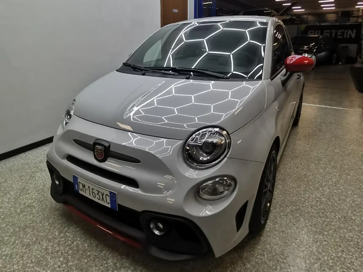 Abarth 695 695 1.4 t-jet Competizione 180cv Grau - 1