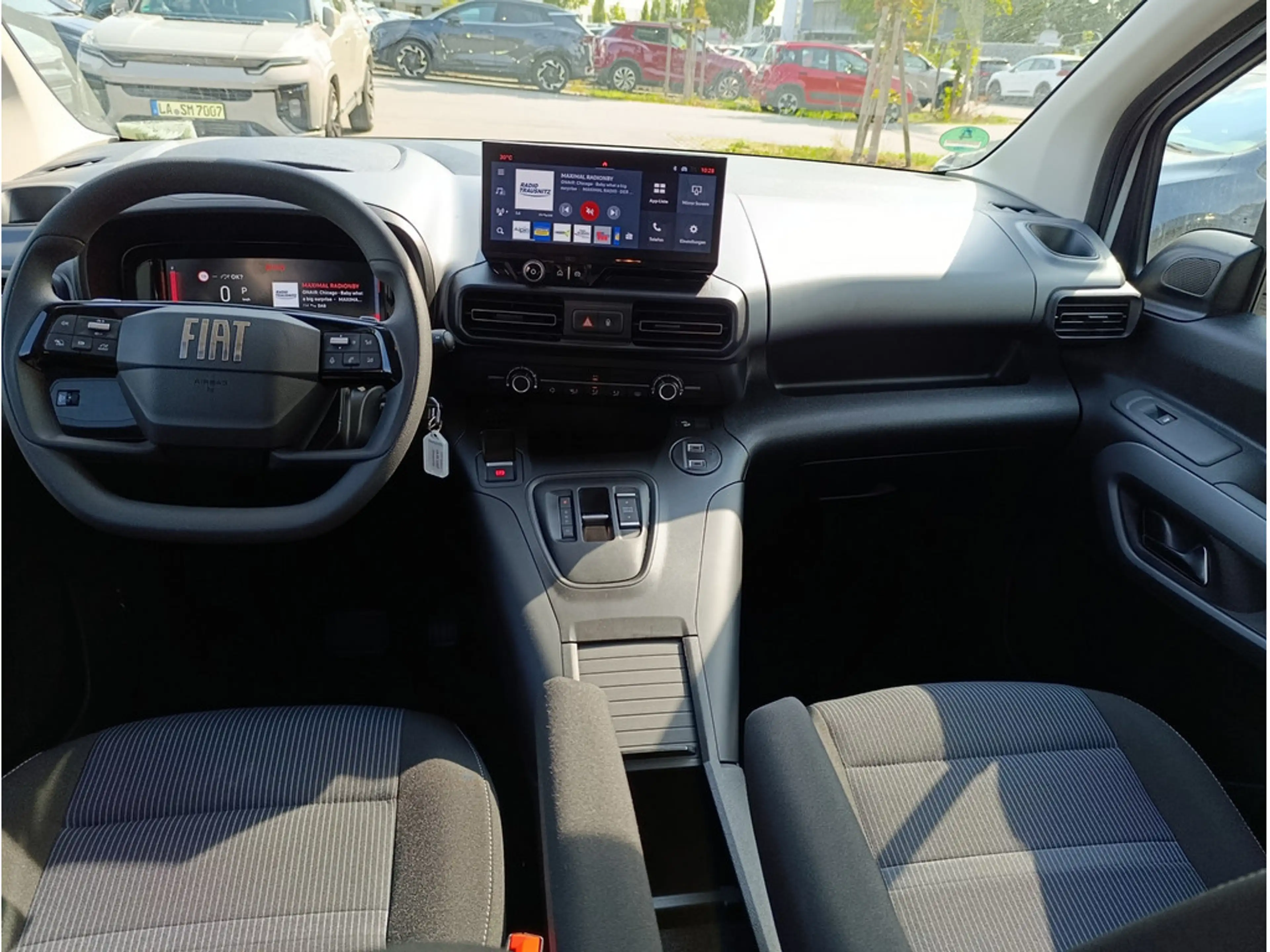 Fiat Qubo L Icon 5-Sitzer L1 1.5 Diesel 96 kW — photo 9