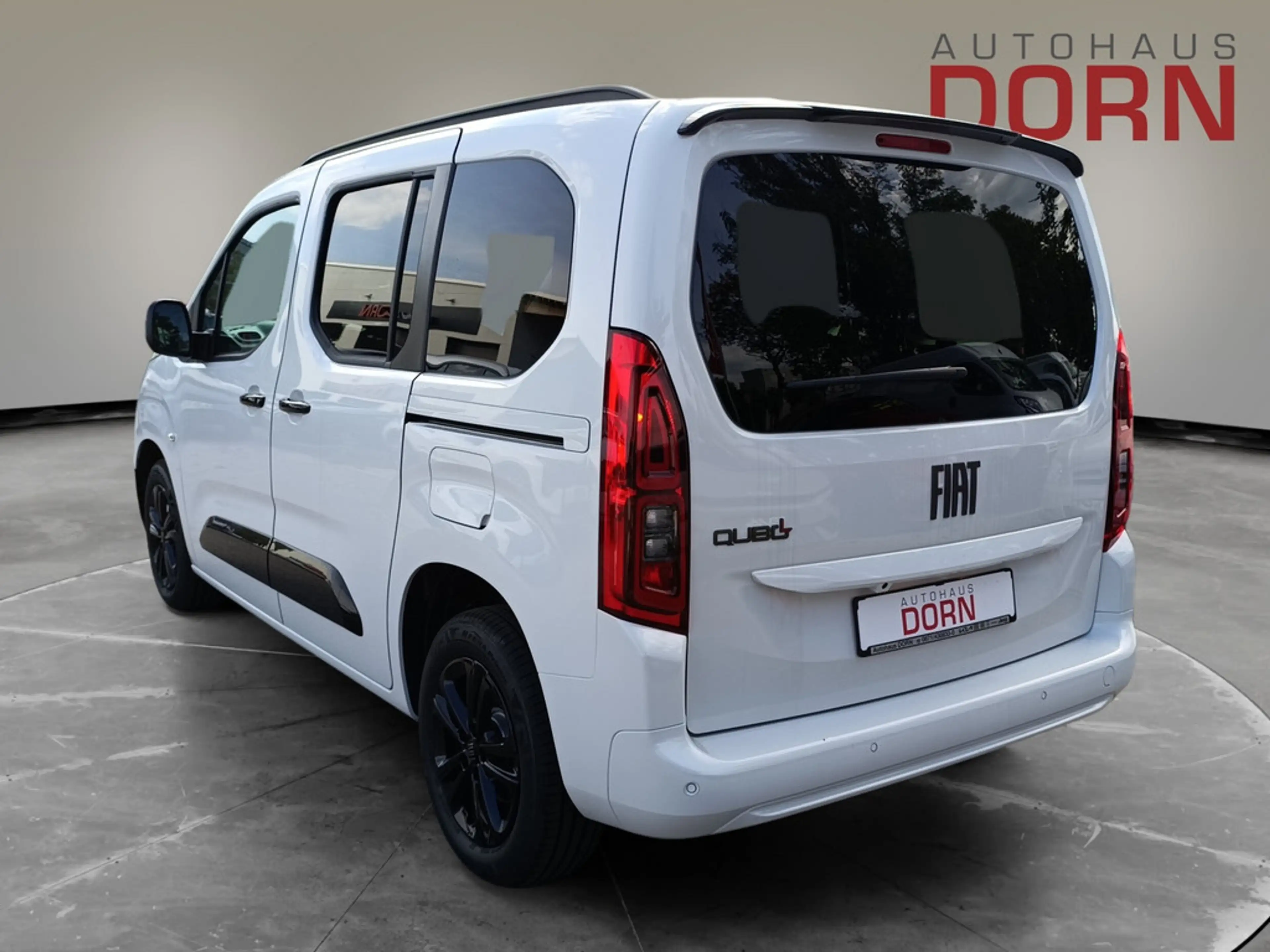 Fiat Qubo L Icon 5-Sitzer L1 1.5 Diesel 96 kW — photo 2