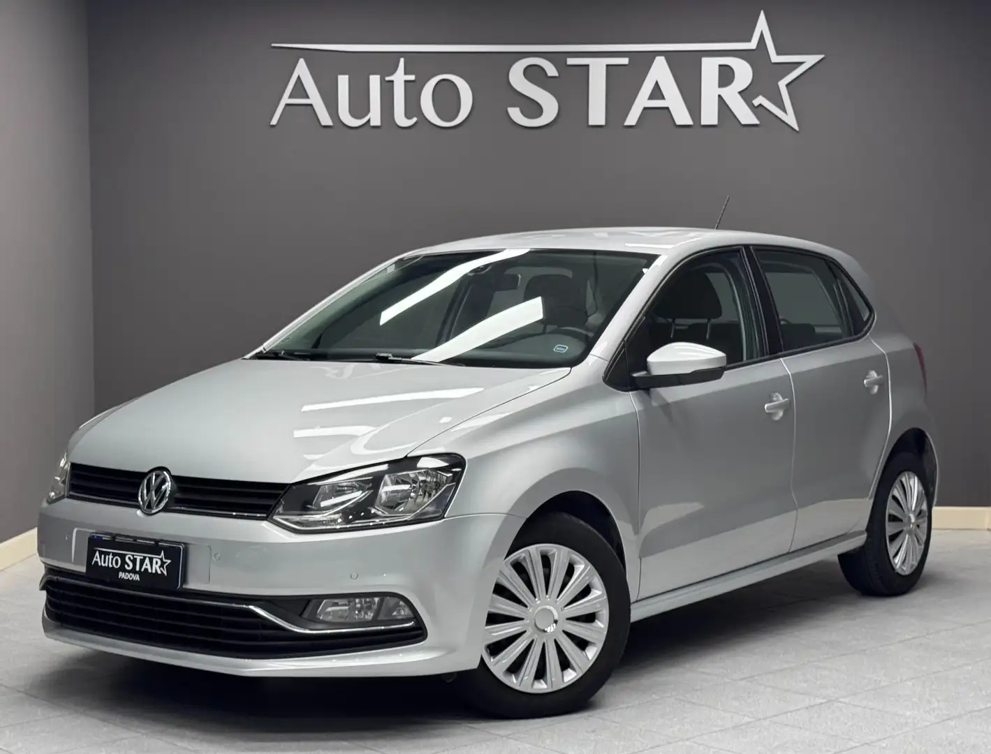 Volkswagen Polo 5p 1.4 tdi bm Comfortline 75cv NEOPATENTATI Argento - 1