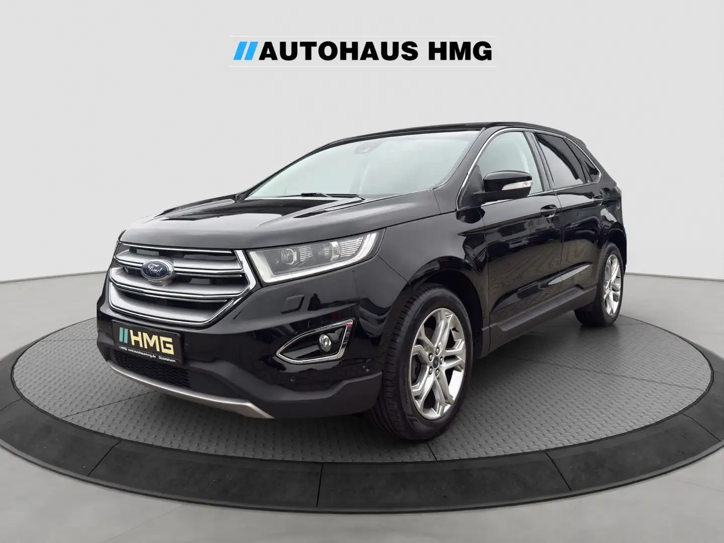 Ford Edge Titanium 4x4 *PANO*LEDER*NAVI*AHK* Schwarz - 1