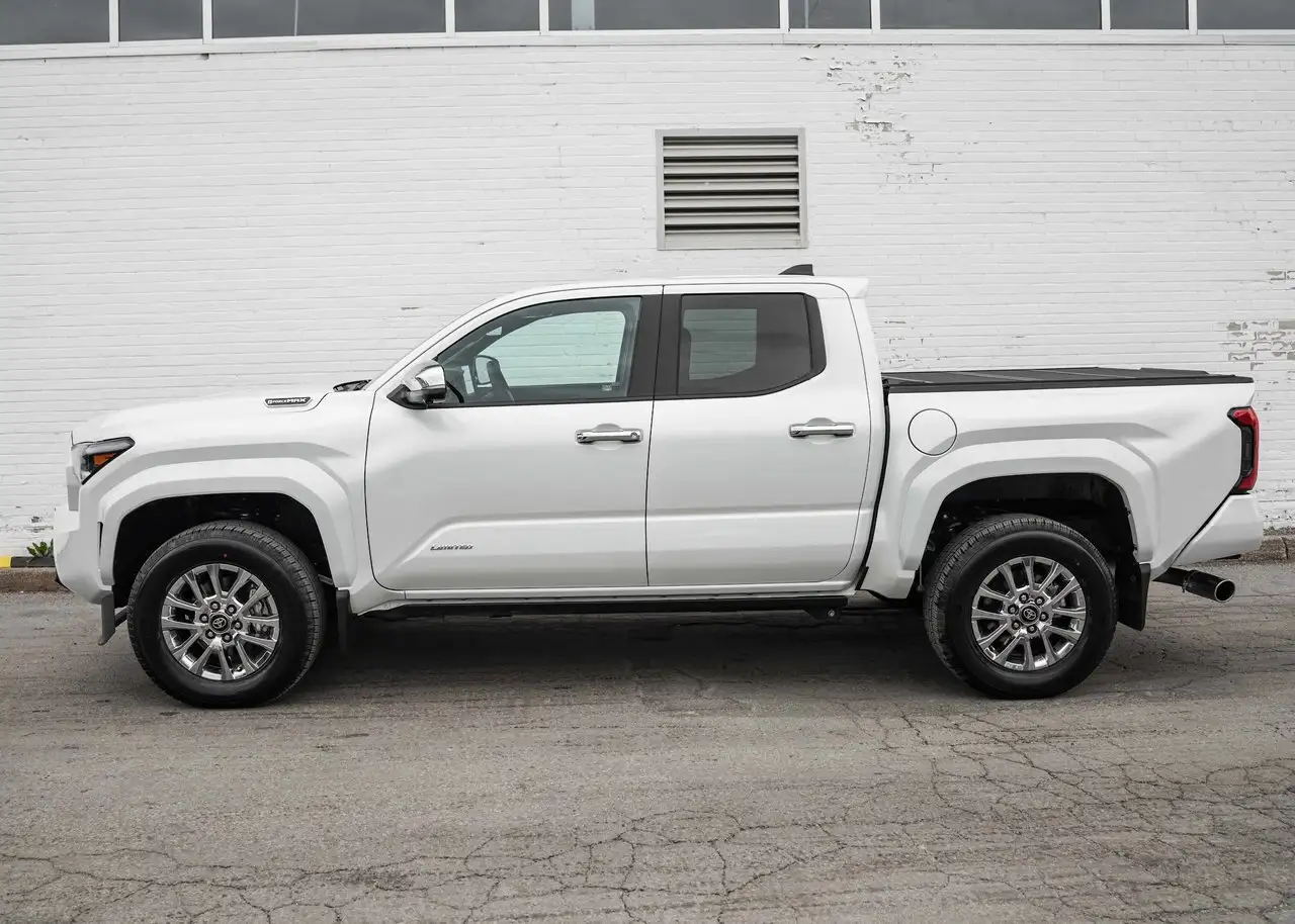 Toyota Tacoma снимка Toyota Tacoma