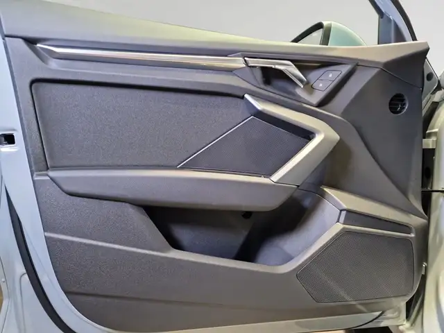 Audi A3 view 14