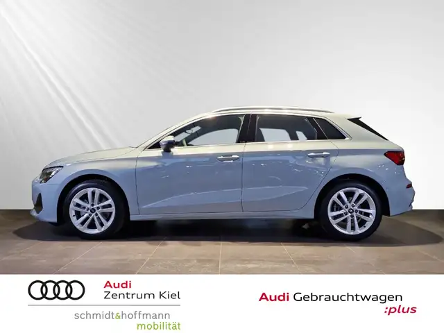 Audi A3 view 3