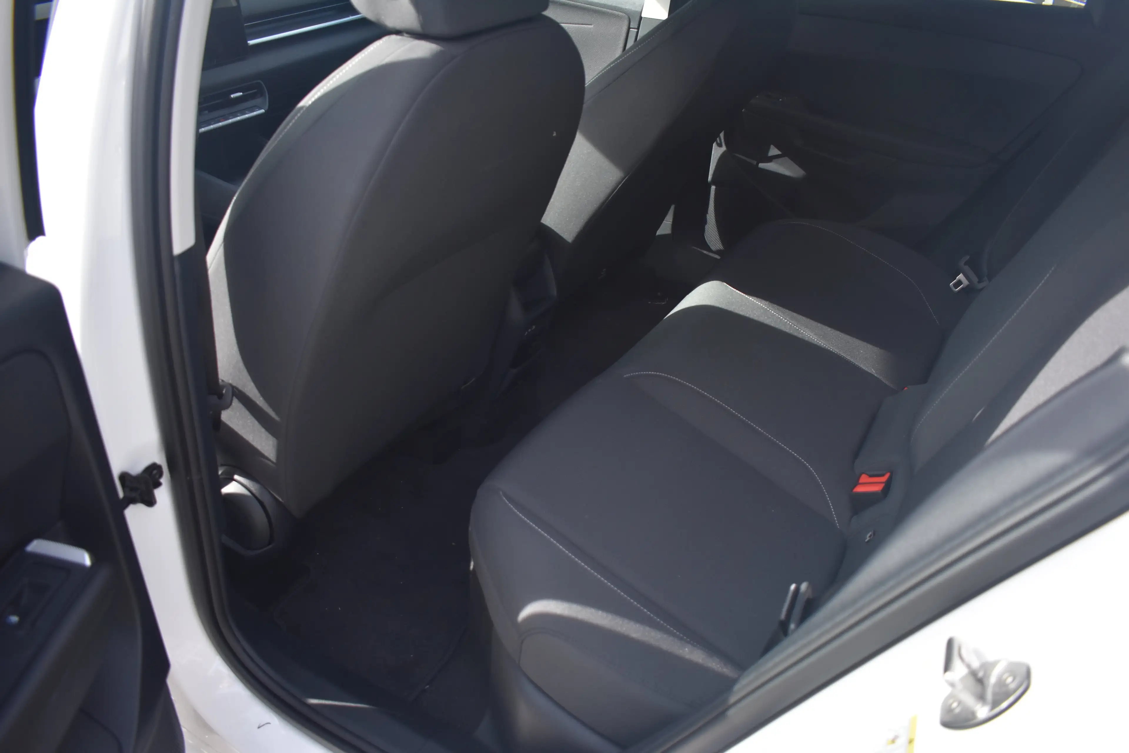Volkswagen ID. Polo Life First Edition 52 kWh | CAMERA | STOEL+STUUR V — photo 20