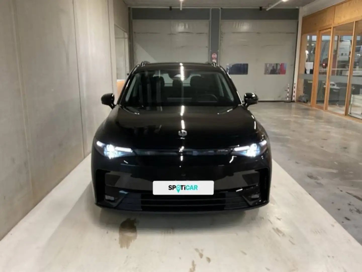 Leapmotor C10 1 BEV Design Noir - 2