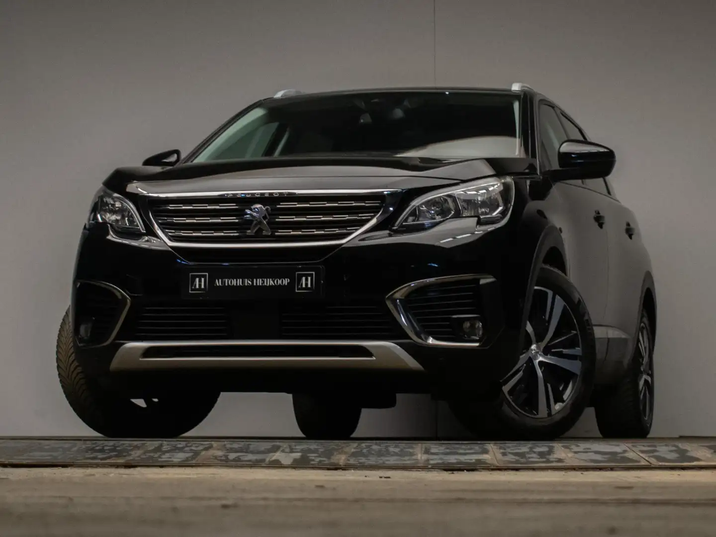Peugeot 5008 1.2 PureTech Allure Sport 7p. (APPLECARPLAY,NAVI,L Noir - 2