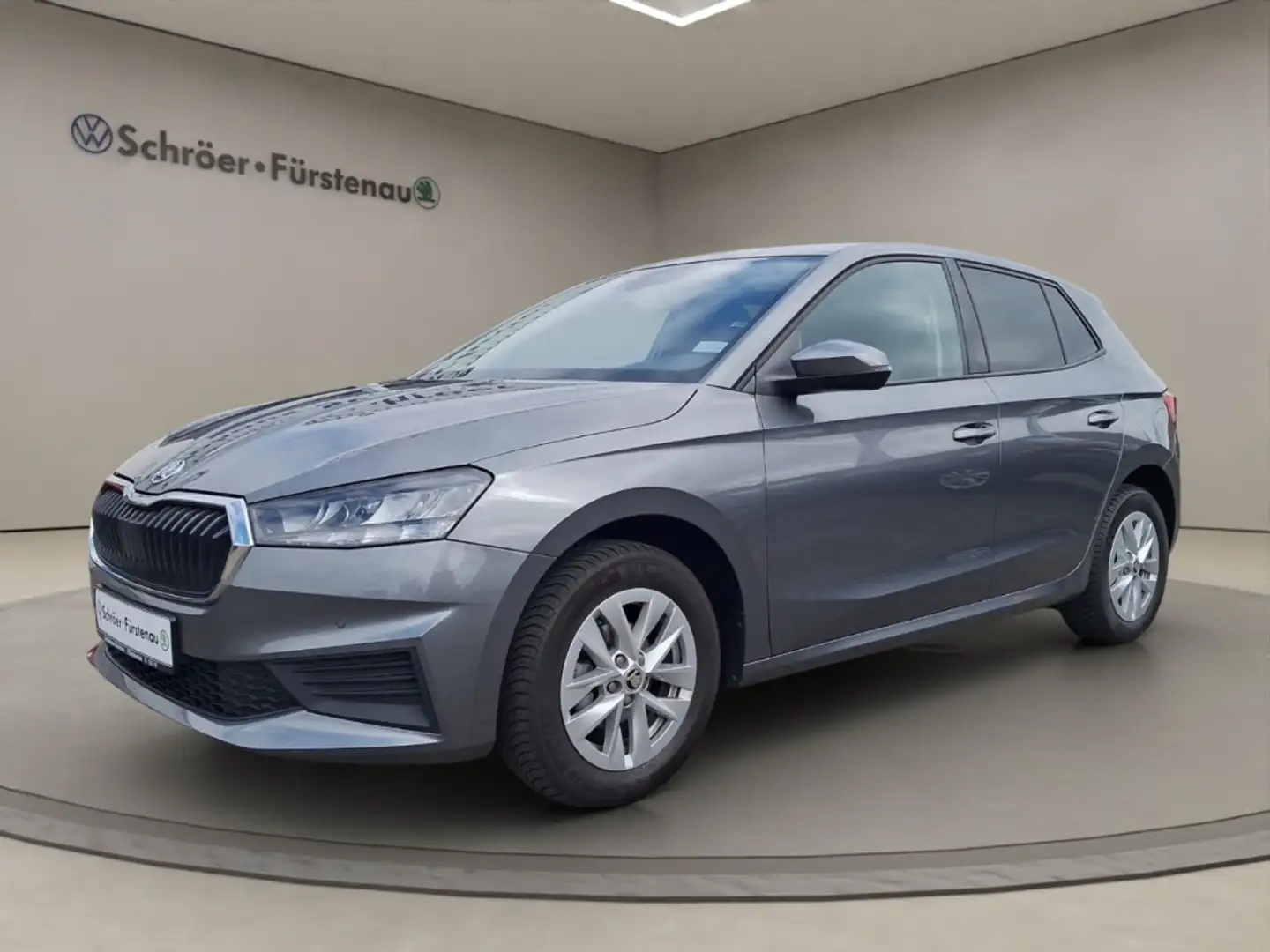 Skoda Fabia 1.0 TSI ''X-tra'' (LED/Navi-App/Kamera) Grau - 1