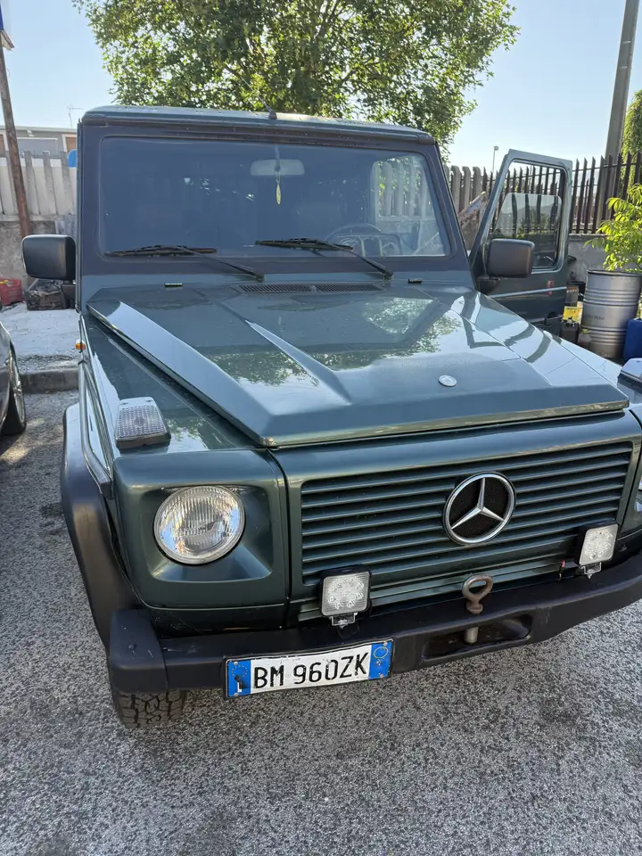 Mercedes-Benz G 300 GD furgone vetrato, foto 2