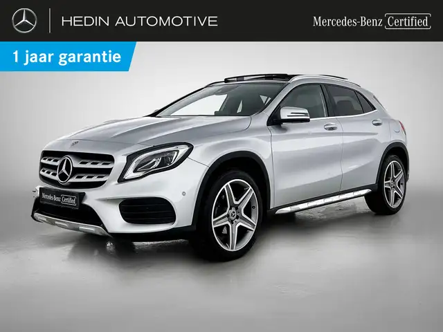 Mercedes-Benz GLA 180 AMG Line | Panoramisch Dak | Dodehoekassistent | S