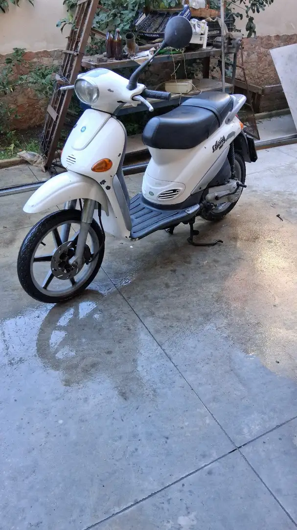 Piaggio Liberty 125 Beyaz - 1
