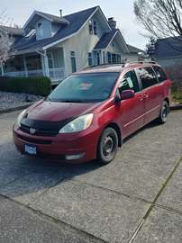 4dr LE 7-Passenger