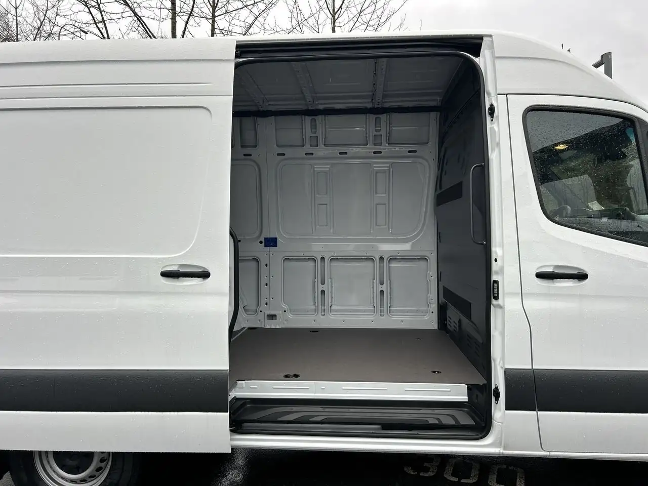 Mercedes-Benz Sprinter снимка Mercedes-Benz Sprinter