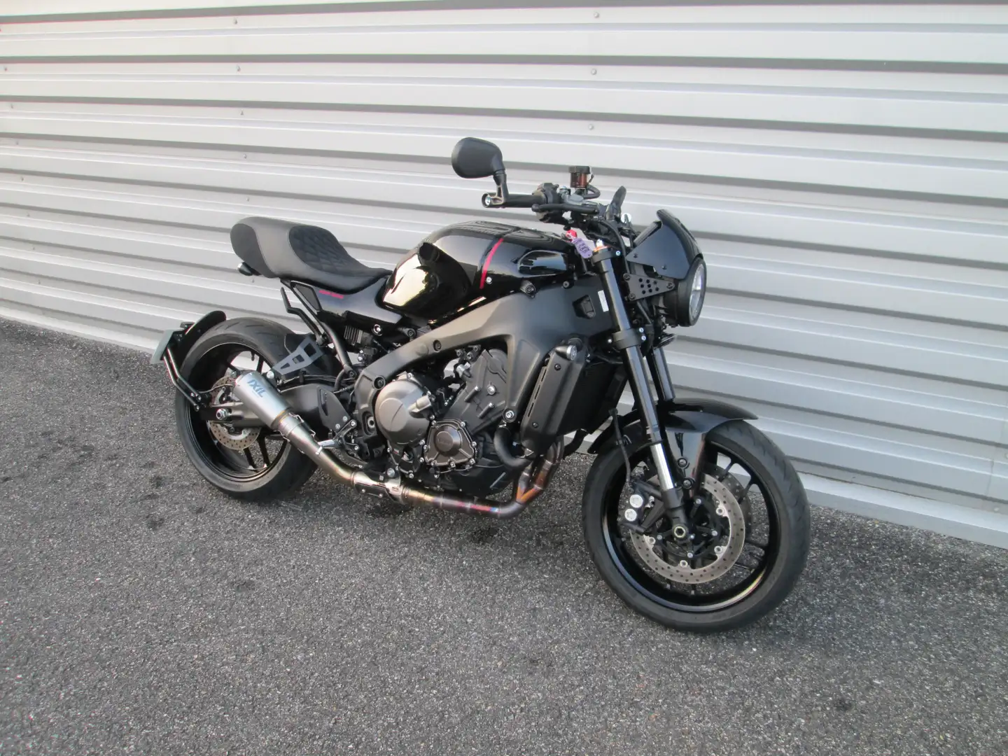 Yamaha XSR 900 Schwarz - 1