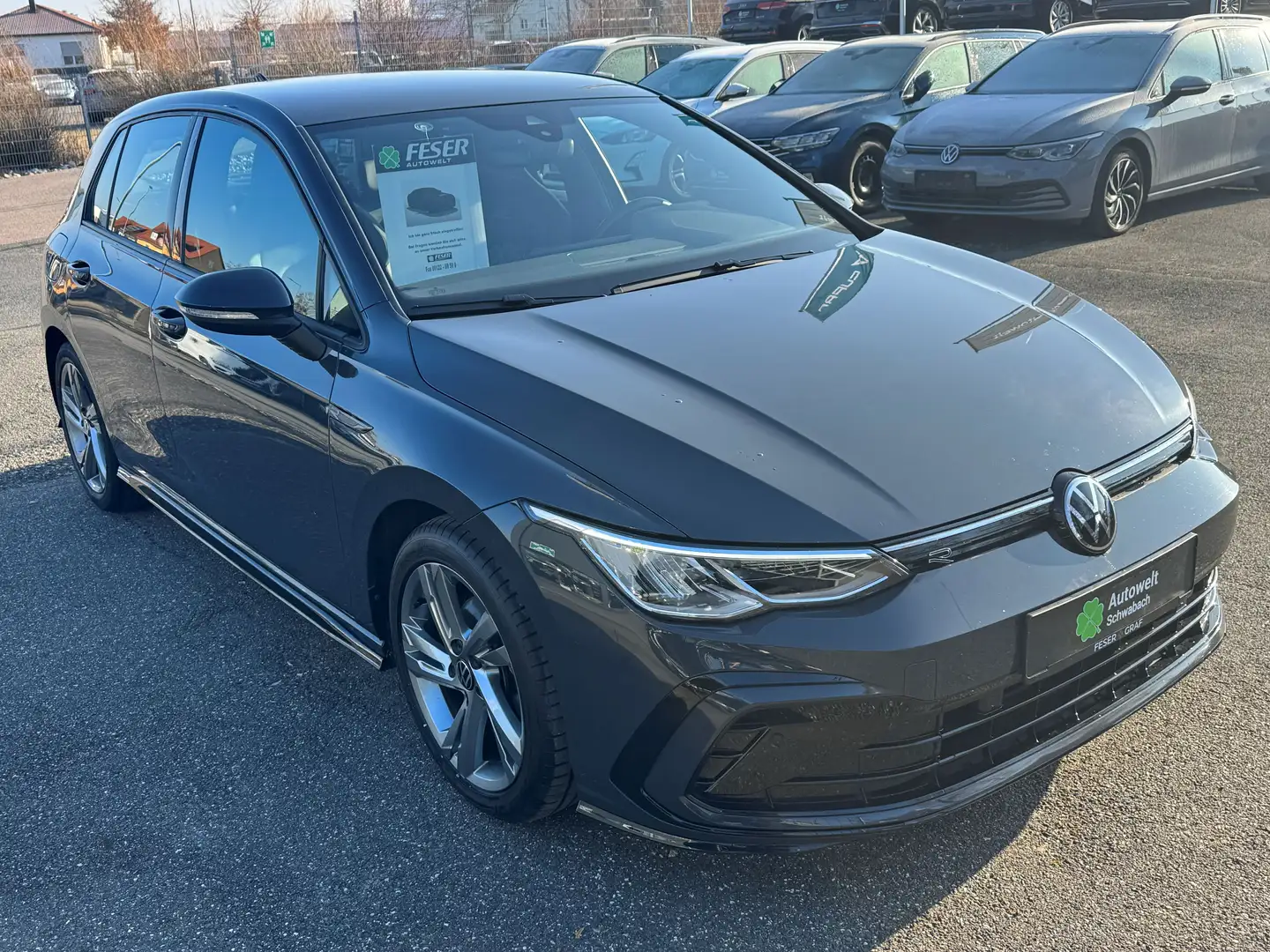 Volkswagen Golf R-Line 1.5 eTSI DSG NAVI ACC SHZ LED KLIMA Grau - 2