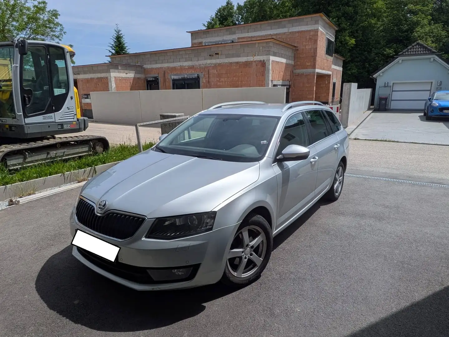 Skoda Octavia Octavia Combi 1,6 TDI Style DSG Style Silber - 1