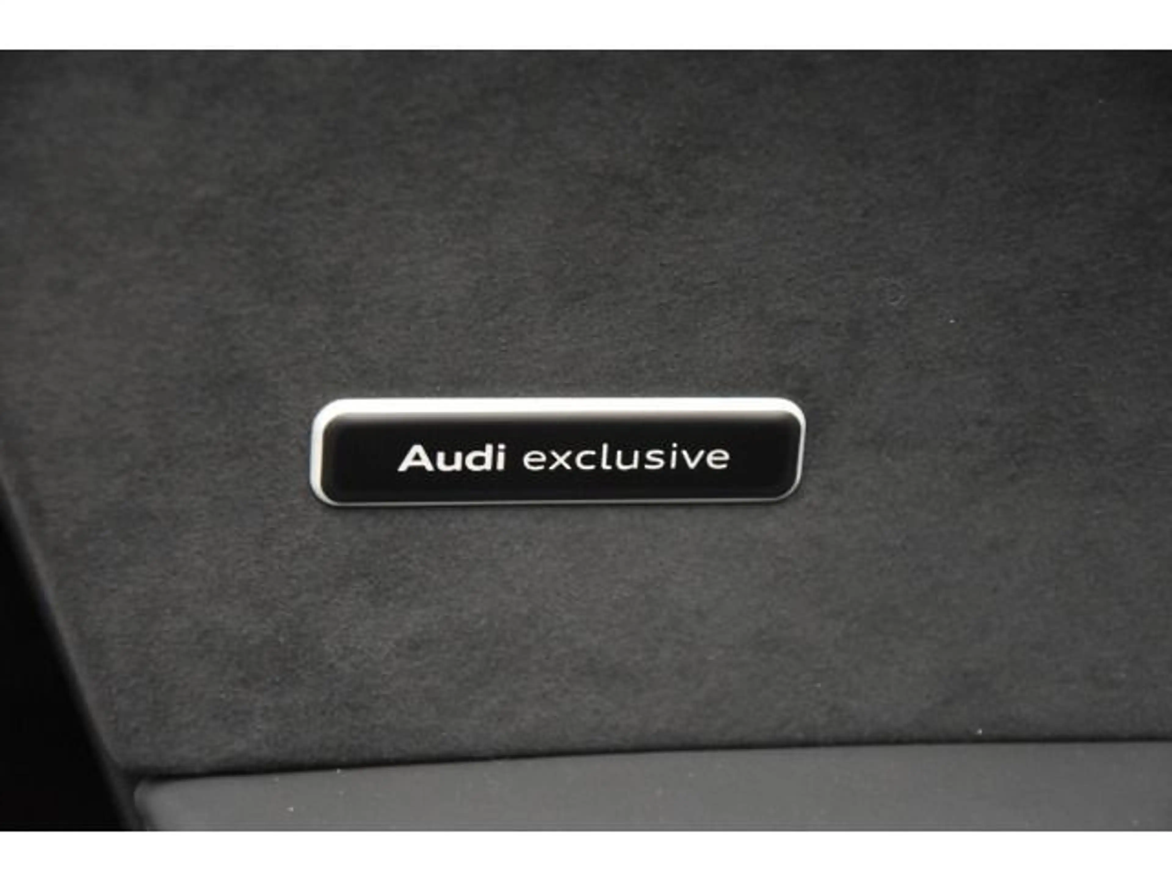 Audi e-tron GT . — photo 10