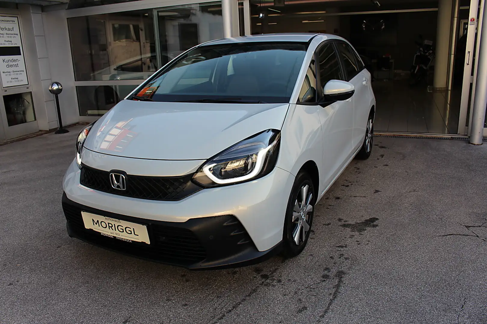 Honda Jazz 1,5 i-MMD Hybrid Elegance Aut. Weiß - 2