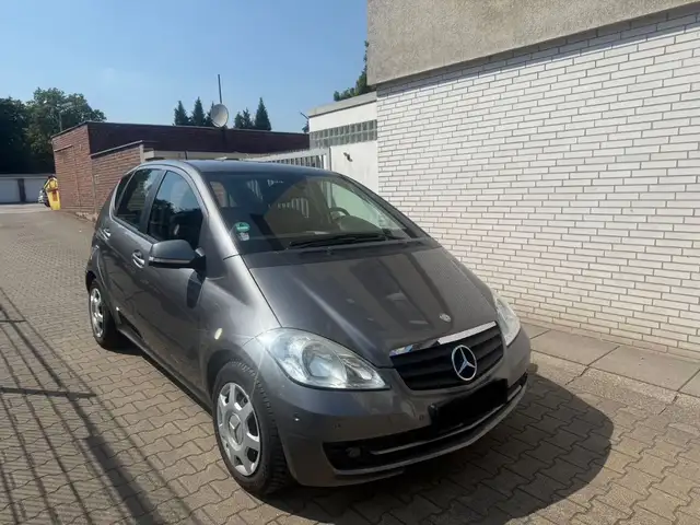 Mercedes-Benz A 150 A A 150 5-türig 2 h- tüv neu