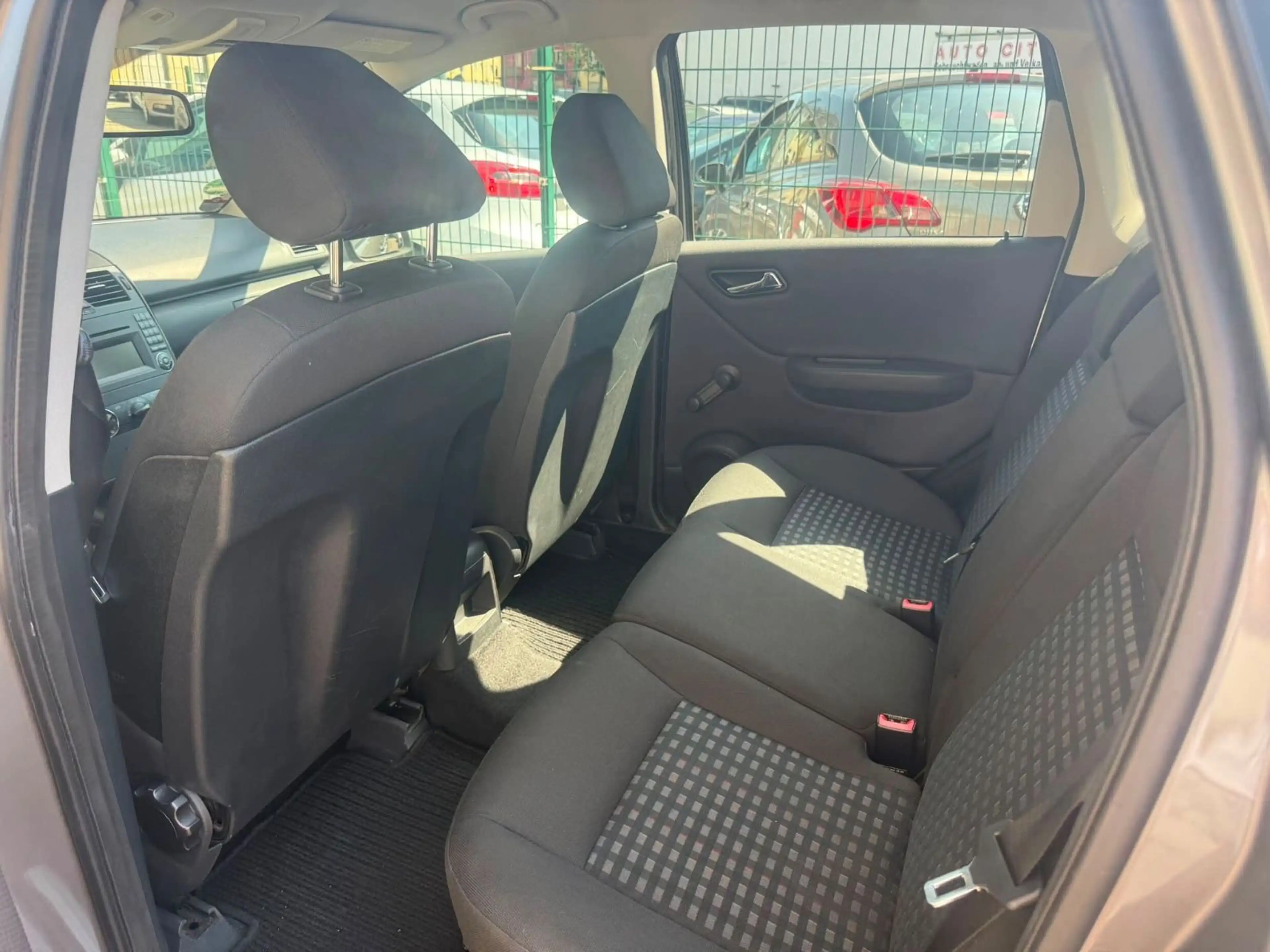 Mercedes-Benz A 150 A A 150 5-türig 2 h- tüv neu — photo 7