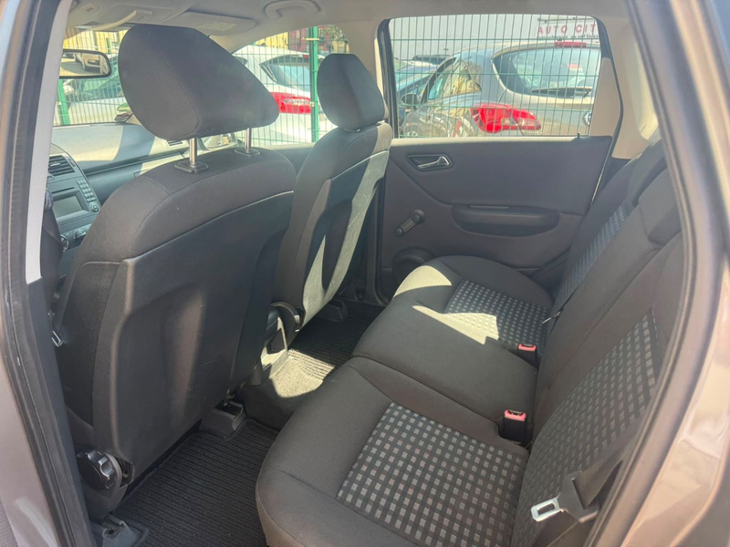 Mercedes-Benz A 150 A A 150 5-türig 2 h- tüv neu — photo 7