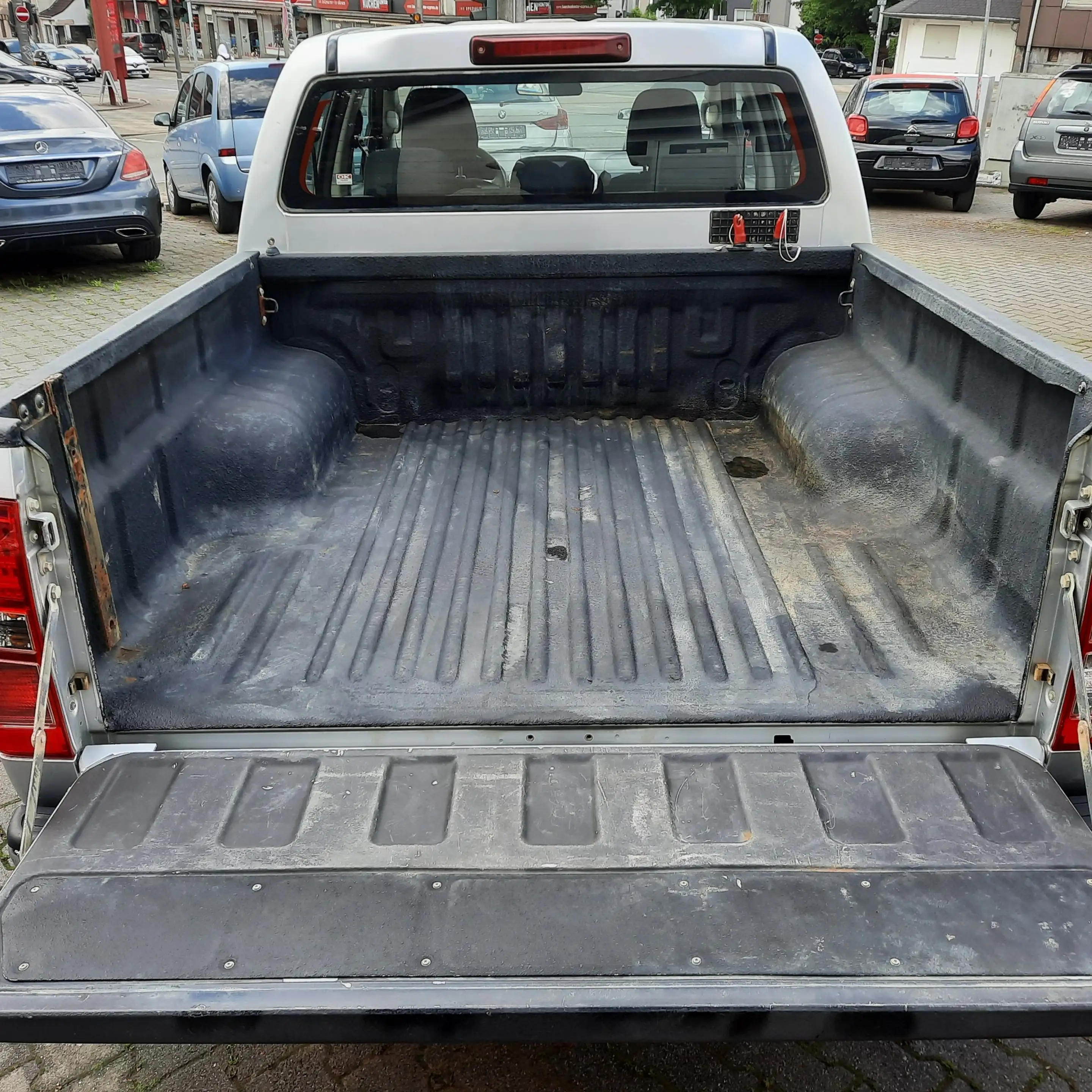 Isuzu D-Max D-Max 4x4 Double Cab Custom Klima, Scheckheft!!!! — photo 12