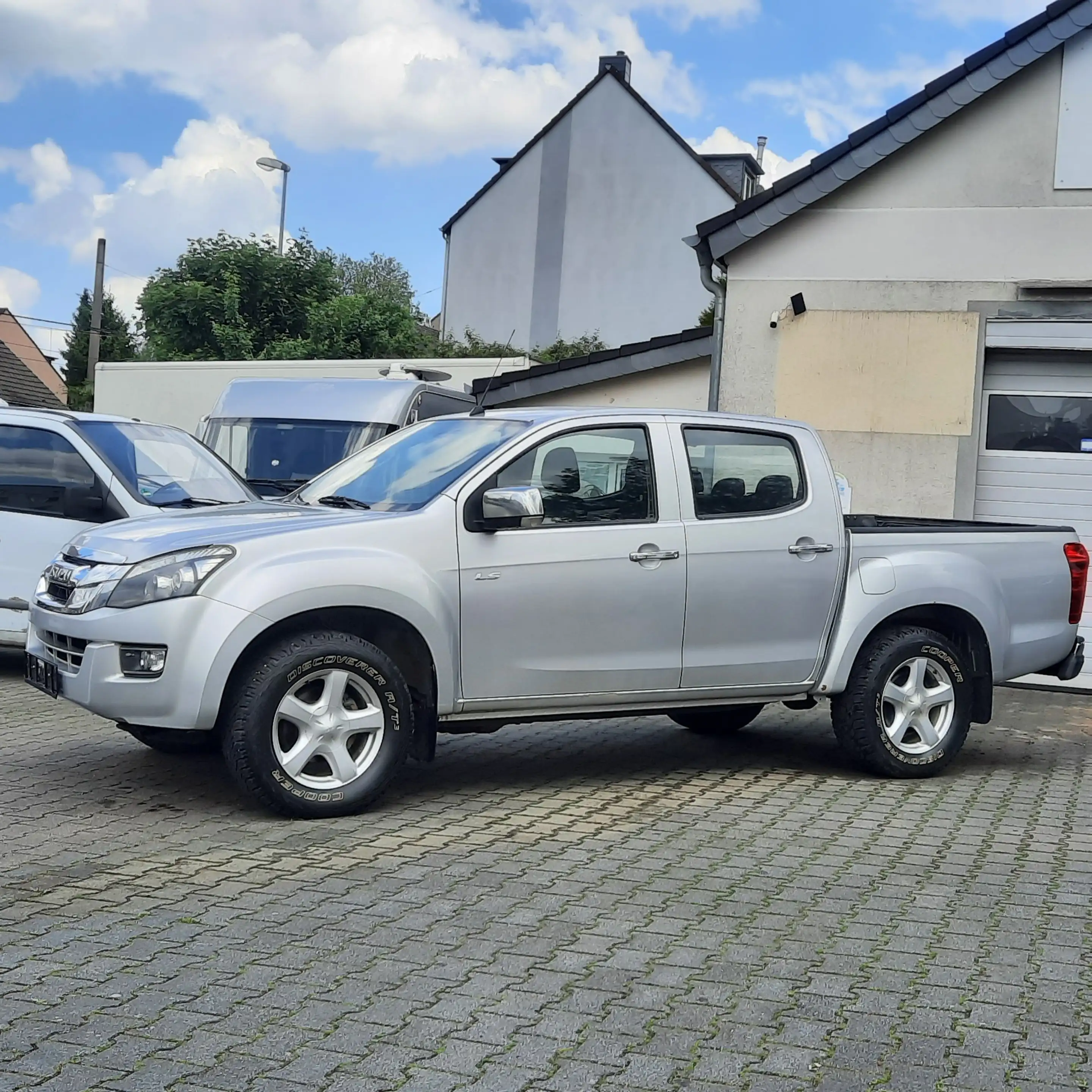 Isuzu D-Max D-Max 4x4 Double Cab Custom Klima, Scheckheft!!!!