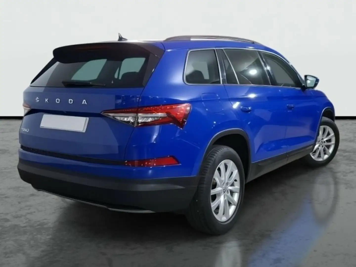 Skoda Kodiaq Nuevo Ambition Plus 1.5 TSI 110 kW (150 CV) DSG ( Azul - 2