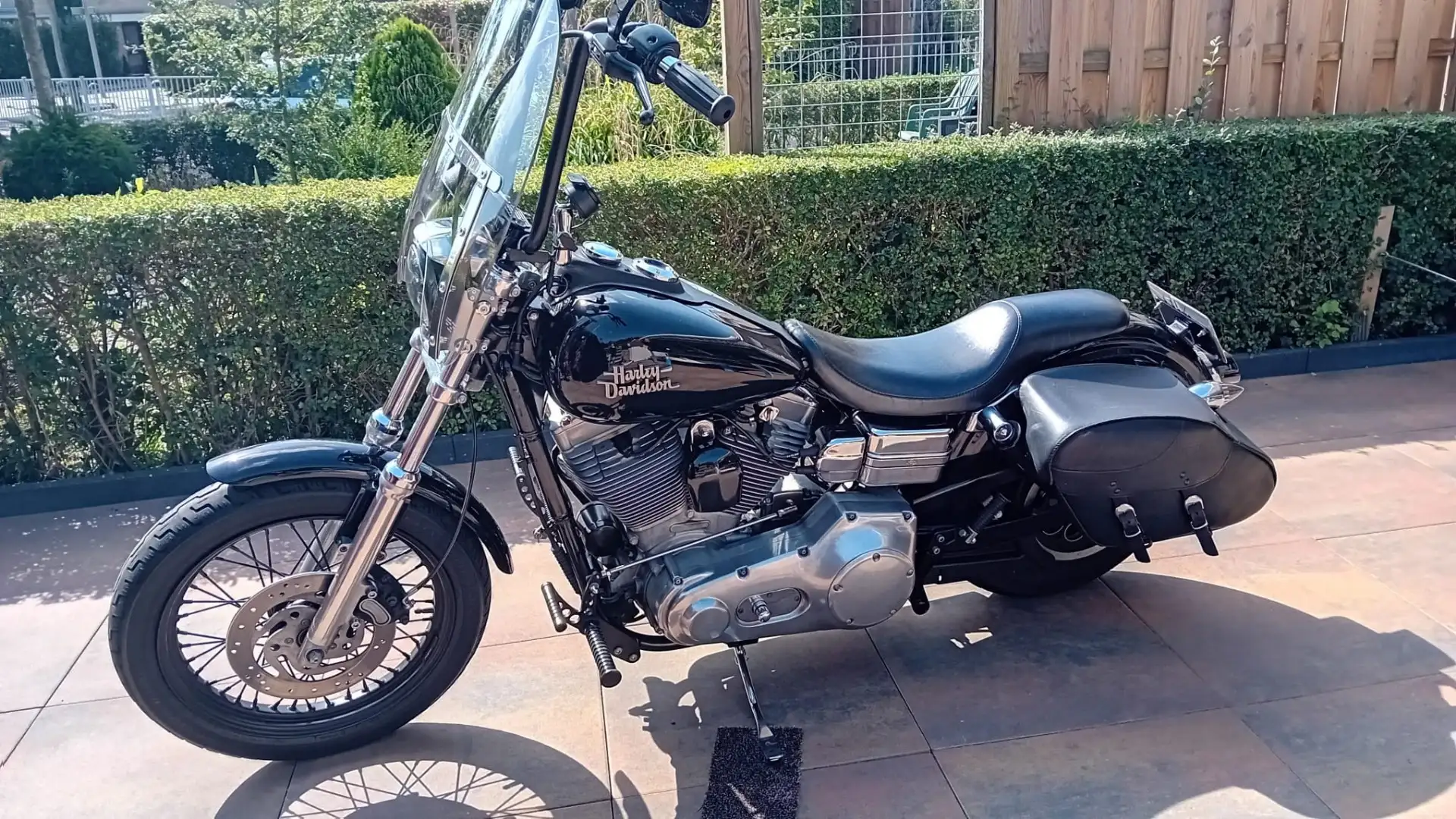 Harley-Davidson Dyna Super Glide 1450 Zwart - 1
