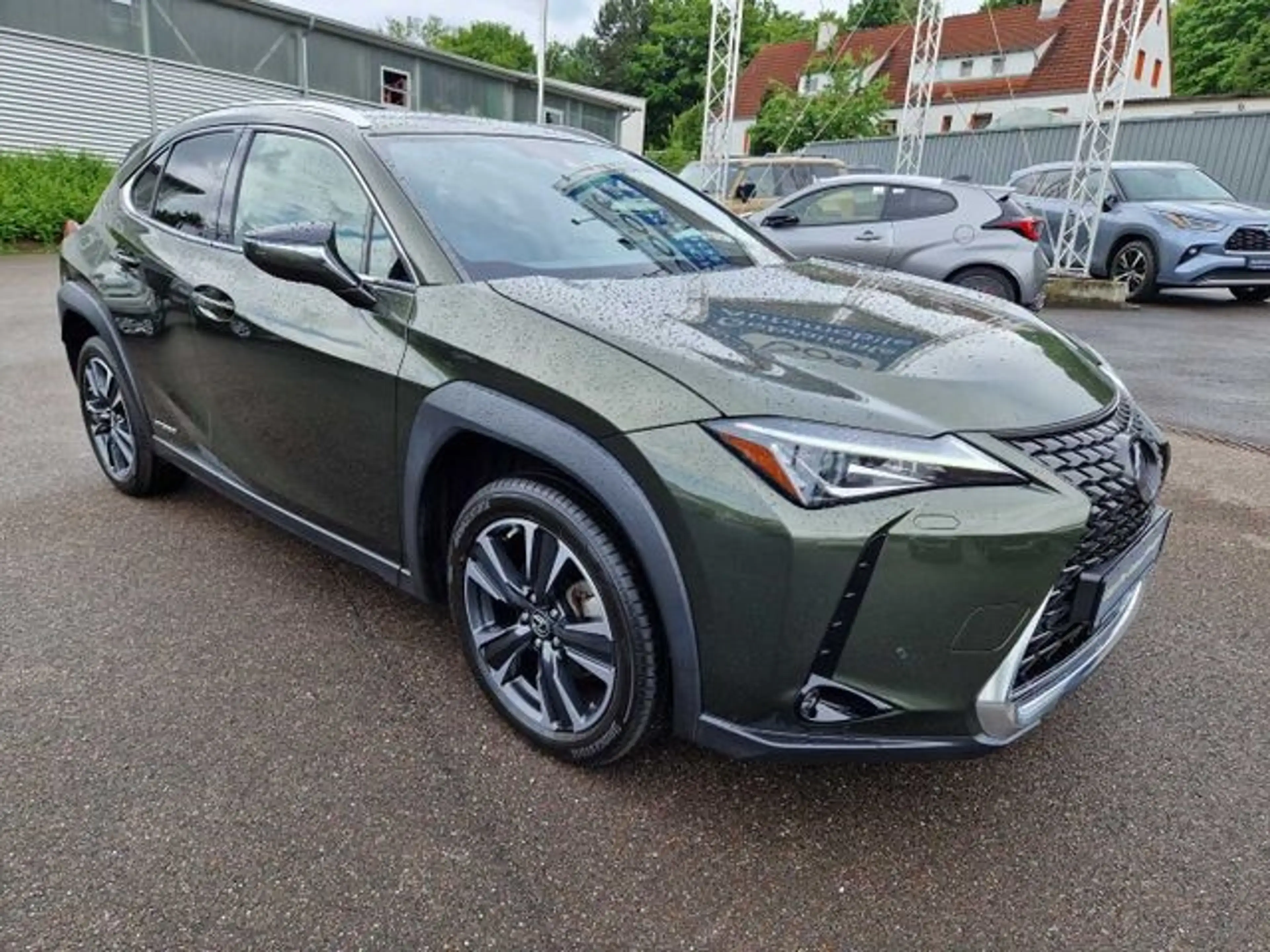 Lexus UX 250h Style Edition — photo 7