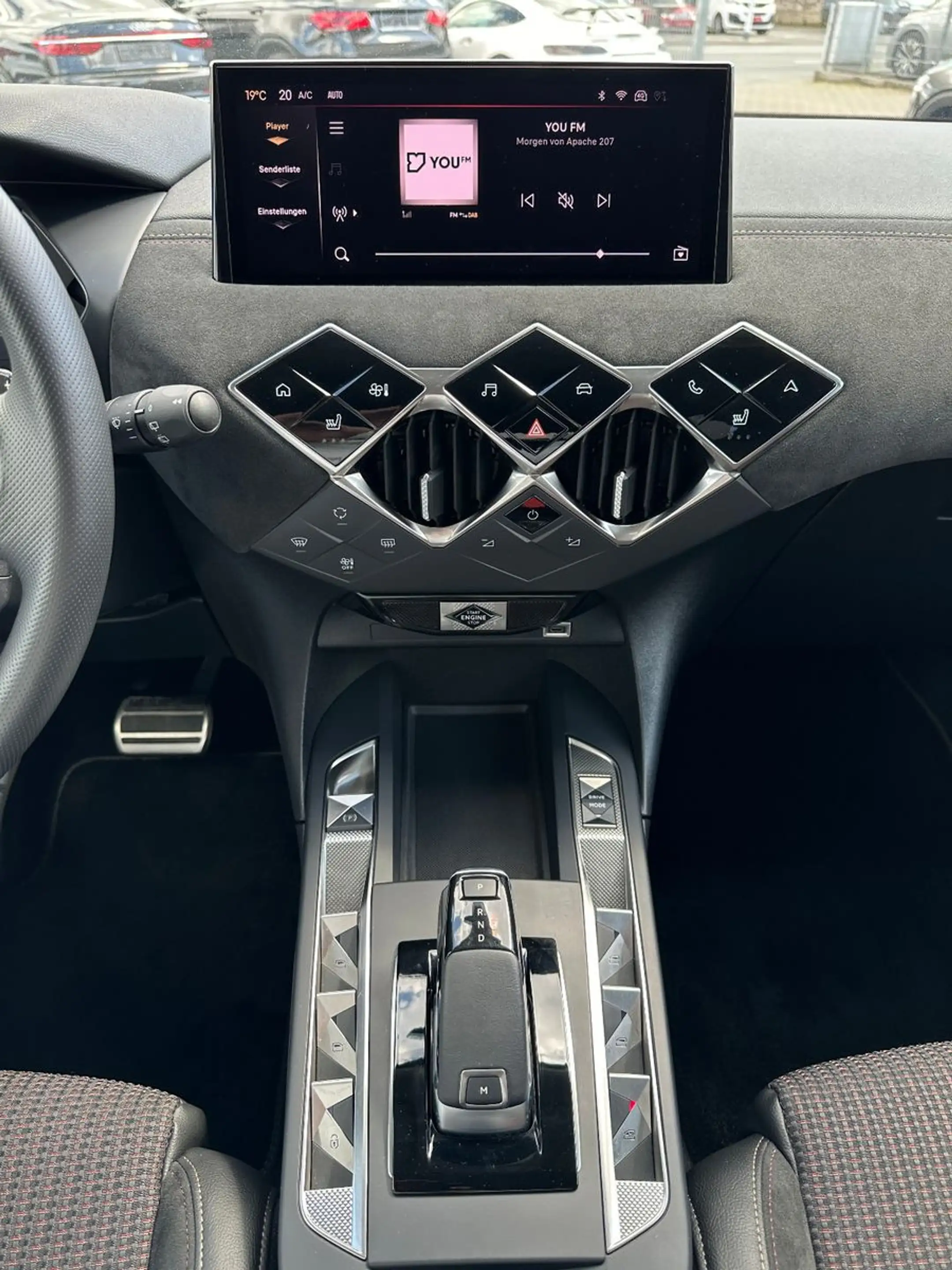 DS Automobiles DS 3 Performance Line Matrix/PDC/Allwetter/Assist — photo 10
