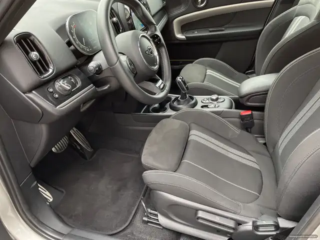 Mini Countryman view 10