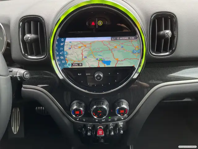 Mini Countryman view 8