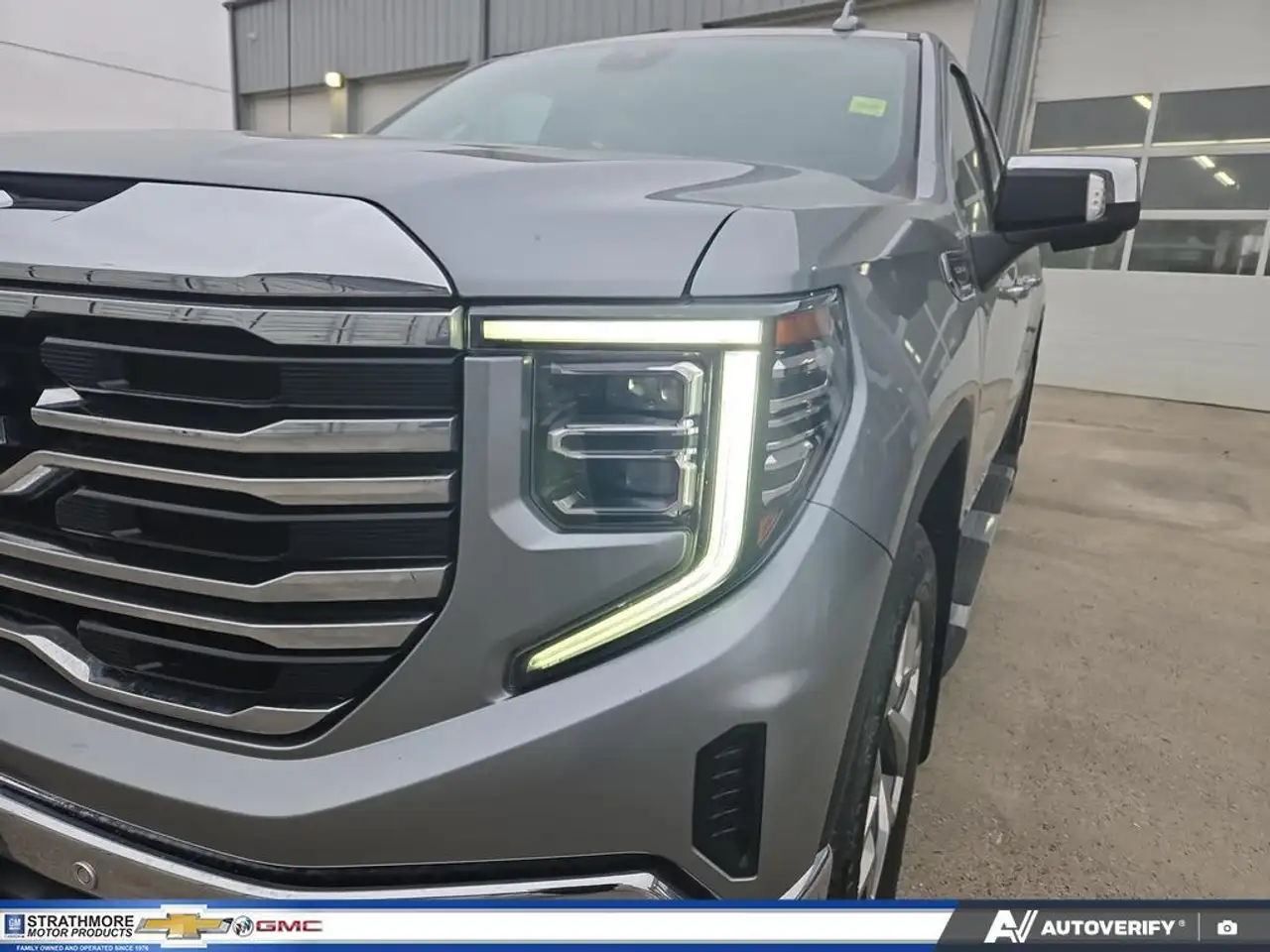 GMC Sierra 1500 снимка GMC Sierra 1500