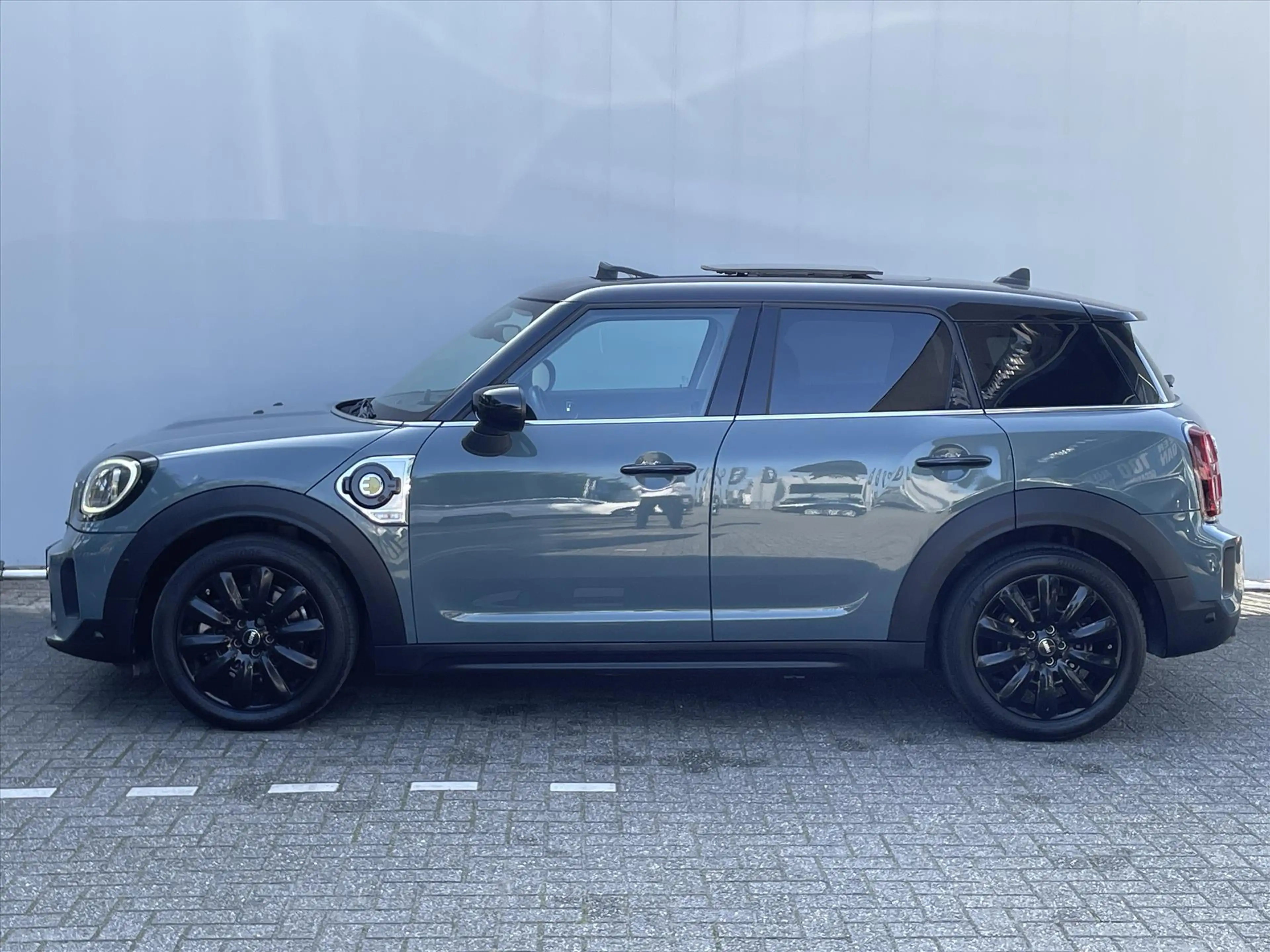 MINI Cooper SE Countryman 1.5 P-Hev / elektrische stoelen met geheugen / sto — photo 8