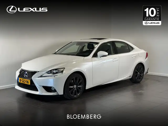 Lexus IS 300 300h Edition | Trekhaak | Reservering RB