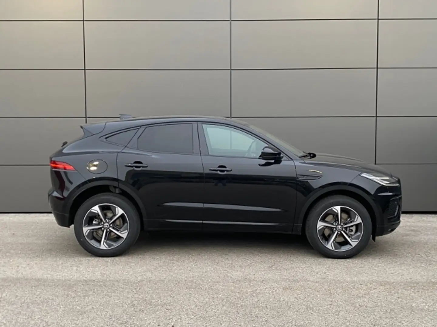 Jaguar E-Pace D163 AWD R-Dyn. SE Aut. Schwarz - 2