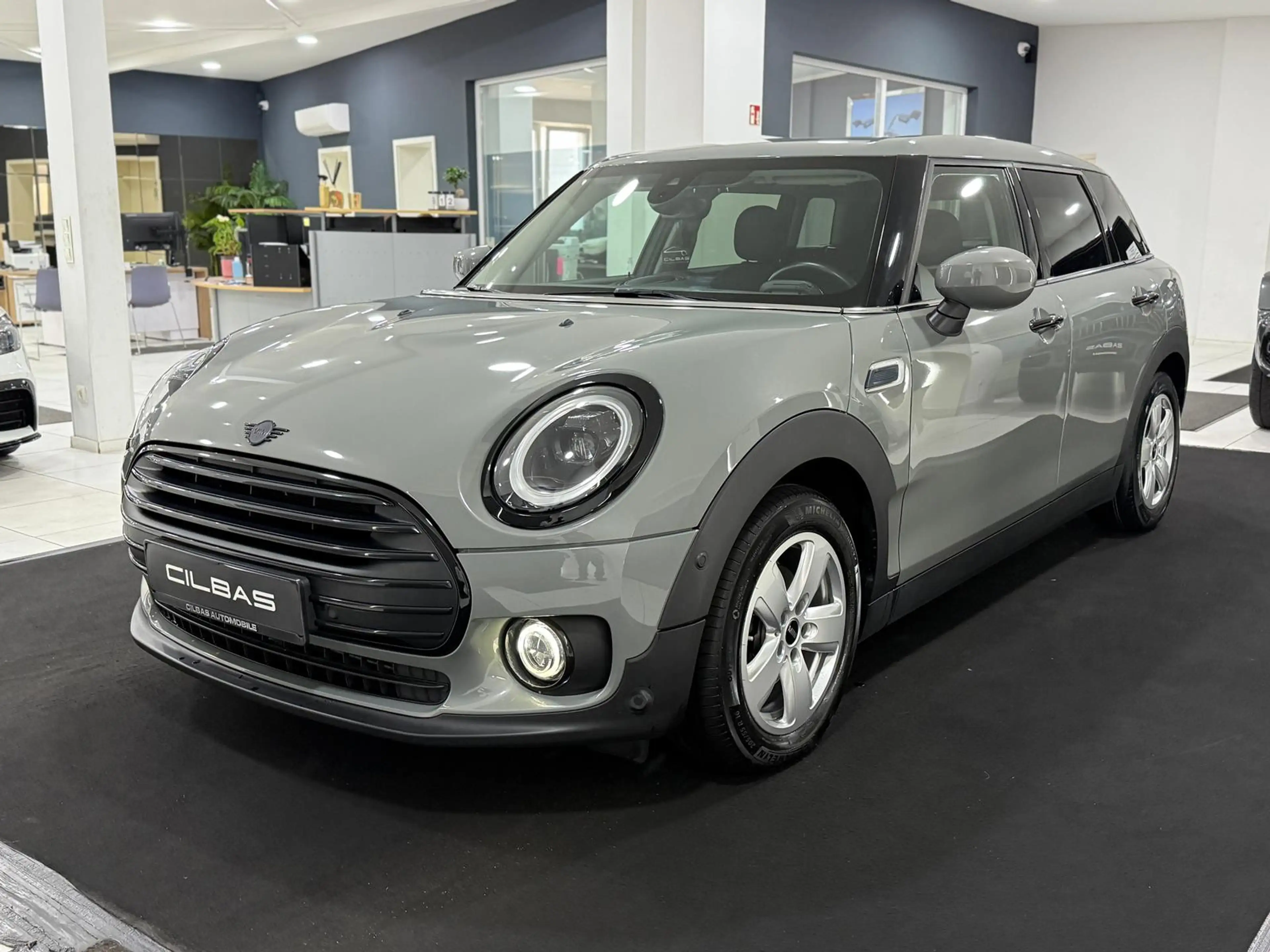 MINI One Clubman Essential Trim AUT.*LED*DIGITAL T.* — photo 2