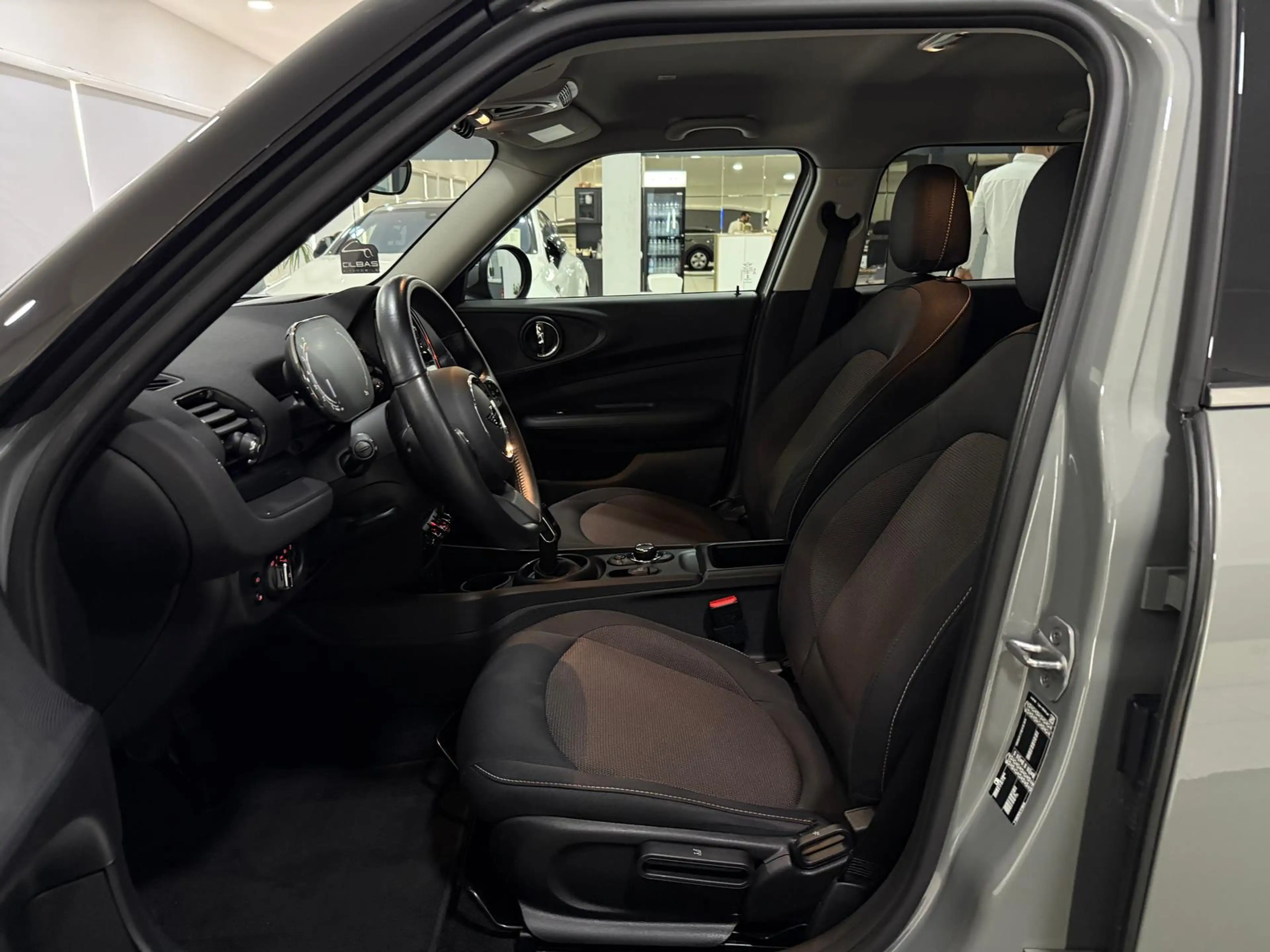 MINI One Clubman Essential Trim AUT.*LED*DIGITAL T.* — photo 9