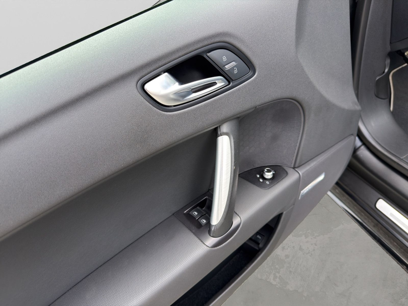 Audi TT RS 2.5TFSI Scheckheft KLIMAAUT XEN BOSE 20' — photo 13